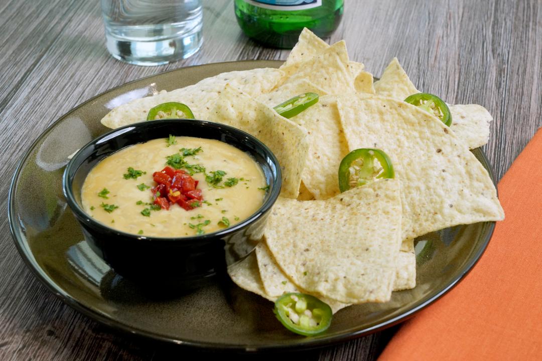 Vegan Queso with Minor’s Vegan Alfredo Sauce and chips